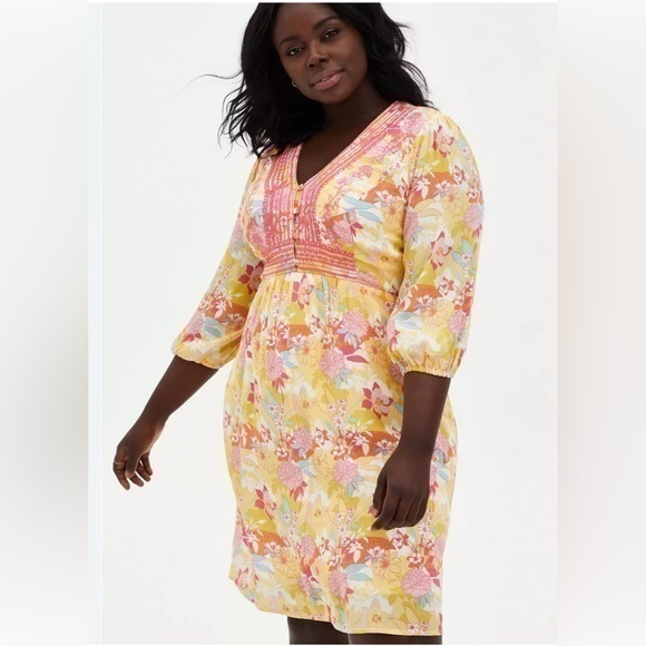 torrid Dresses & Skirts - Torrid Peach Floral Gauze hi lo dress size 2XL  YELLOW